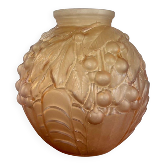 Vase à boules Art Déco français en verre moulé givré rose orangé - 1930 France