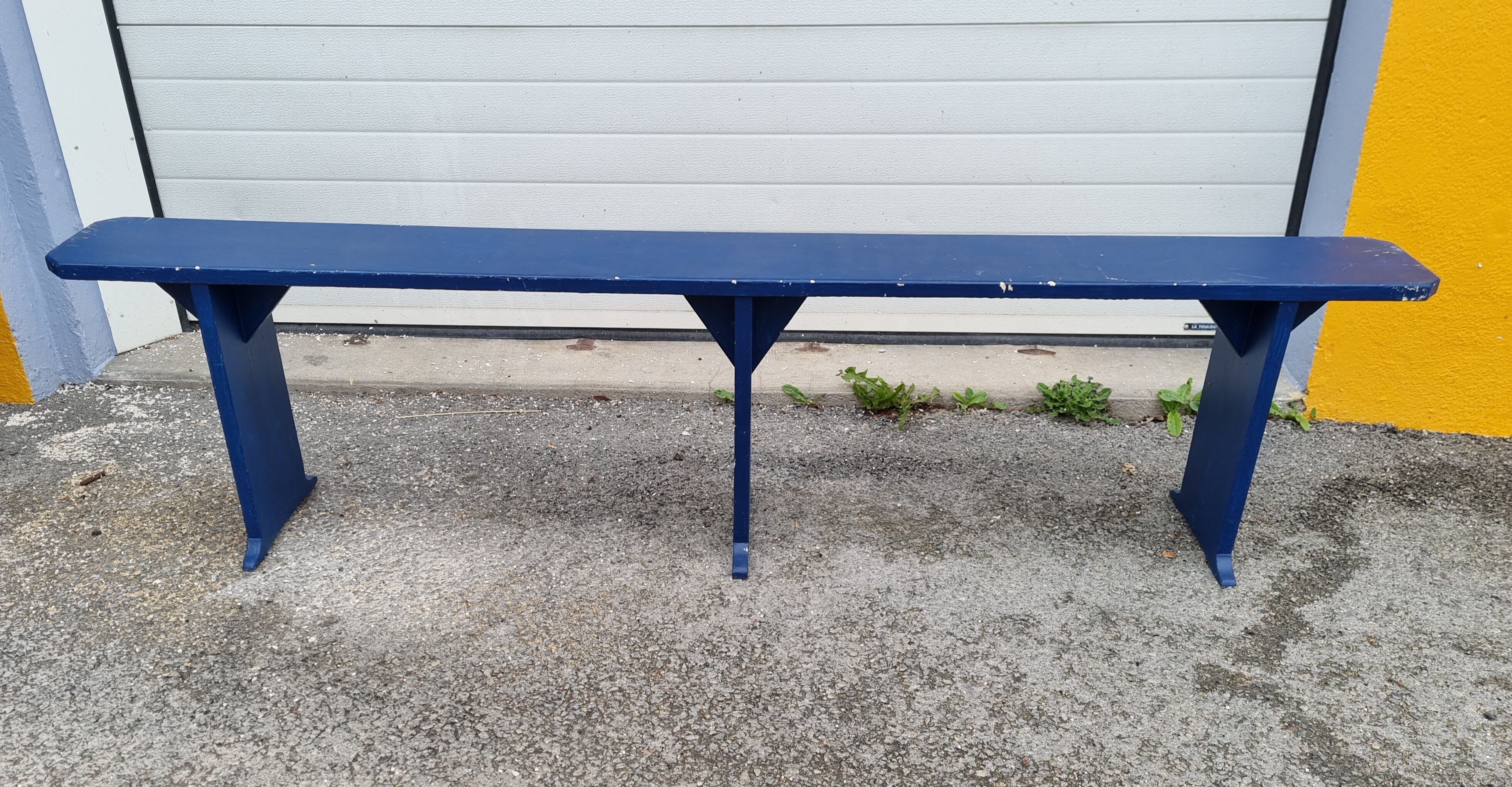 Wooden bench from 1960