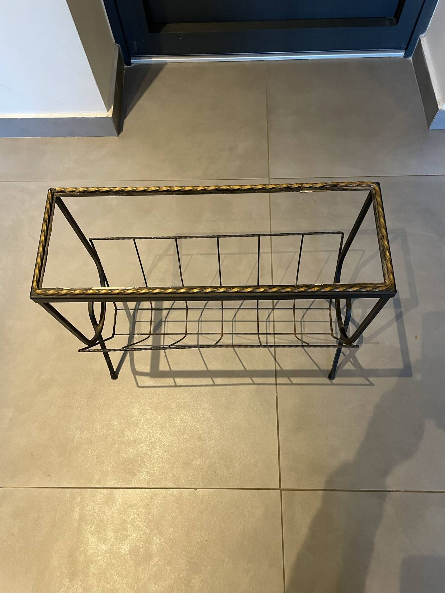 Magazine rack