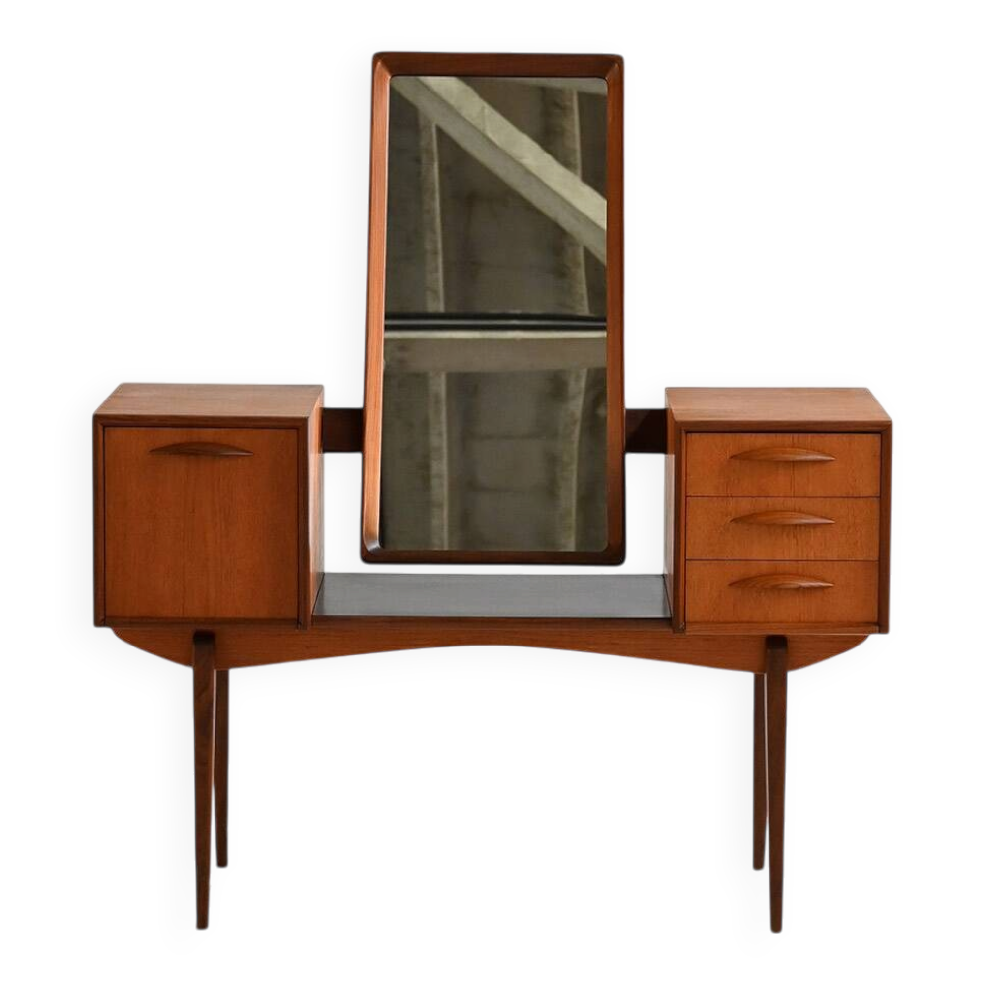 Dressing table “315” by Svante Skogh for Slutarp, 1960s
