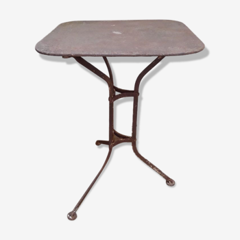 Pedestal table, wrought iron garden table