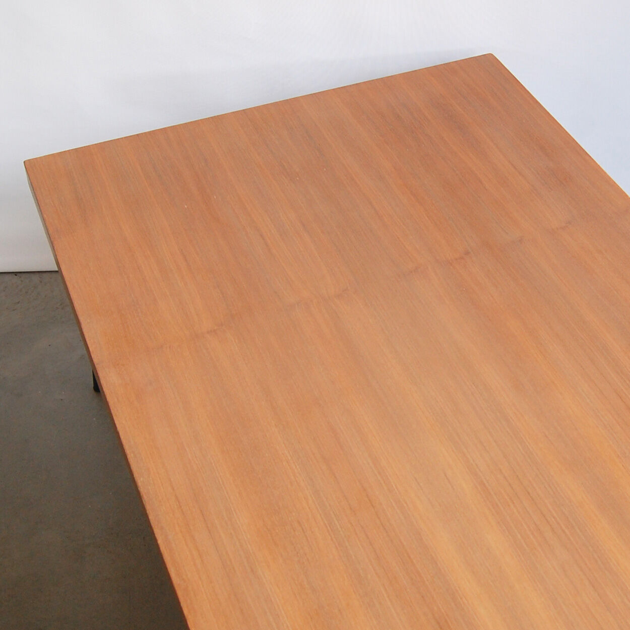 Vintage coffee table Meurop 1960