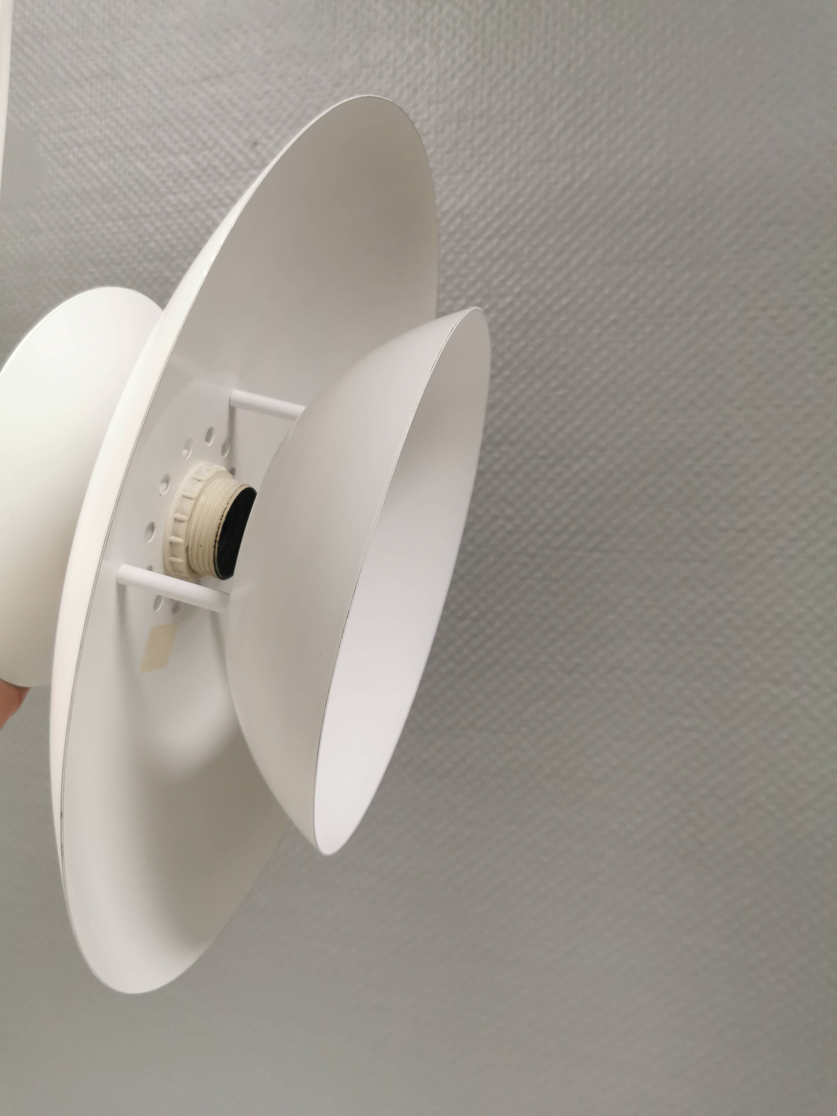 White hanging lamp from the 1980s, produced by Form-Light Denmark.