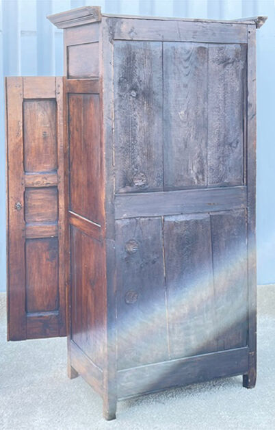 Armoire