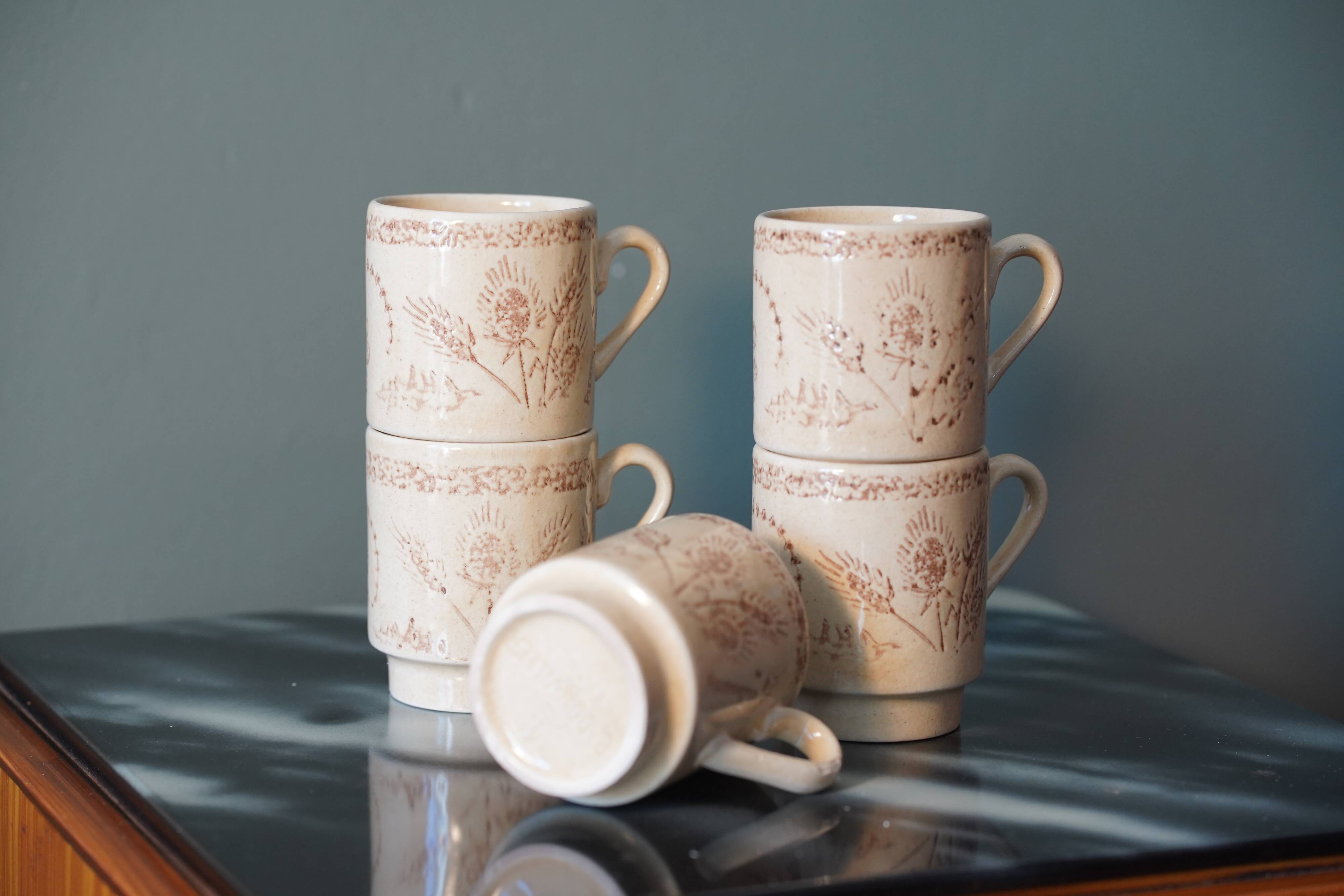 Ceramic cups