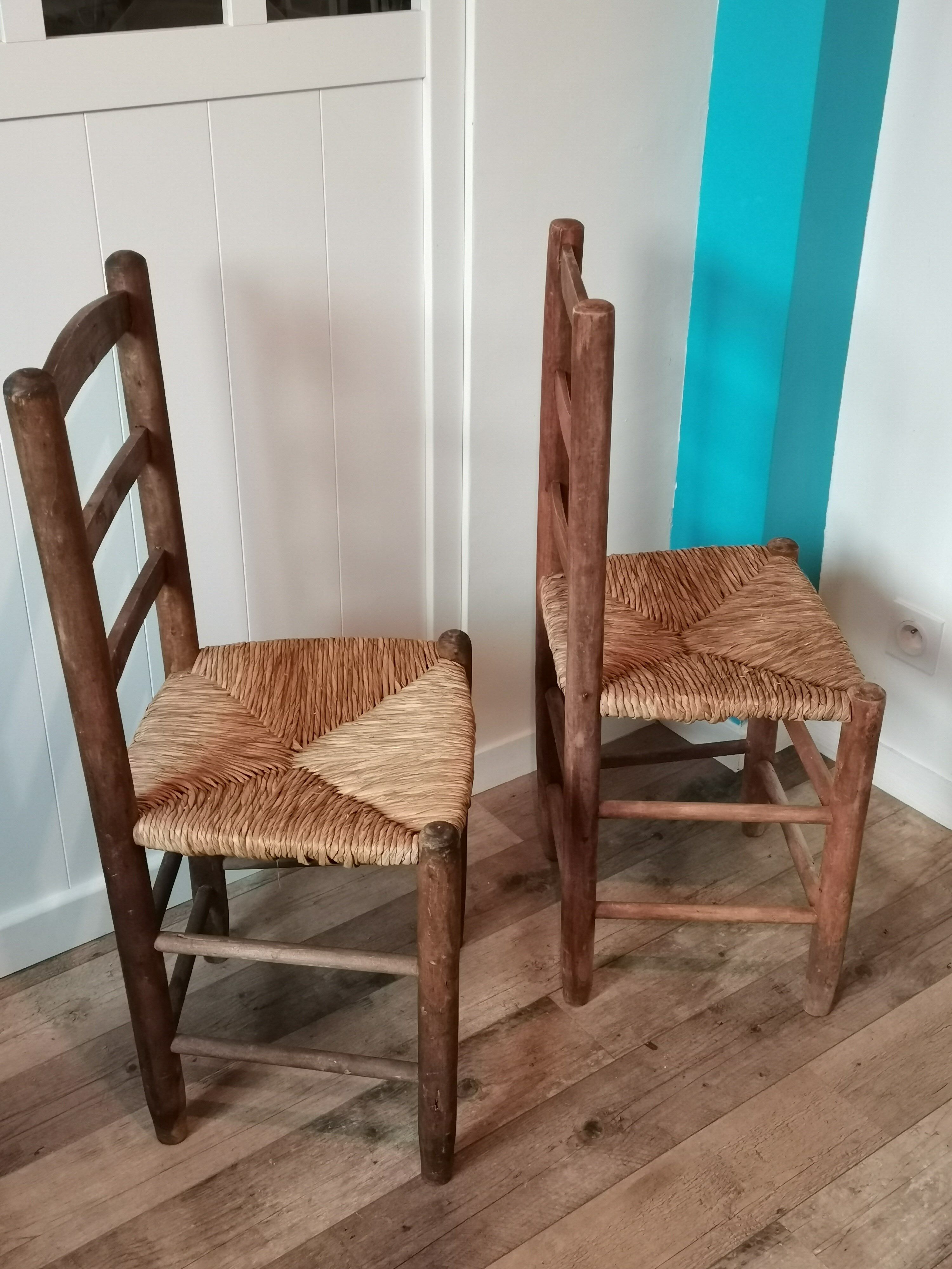 St of 2 raw wood and straw chairs