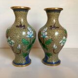 Paire de vases émaux cloisonnés