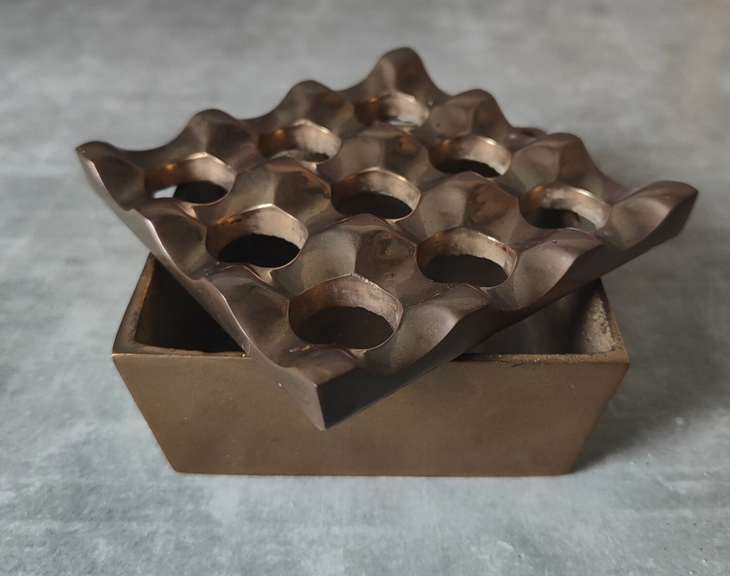 Scandinavian ashtray ultima 9