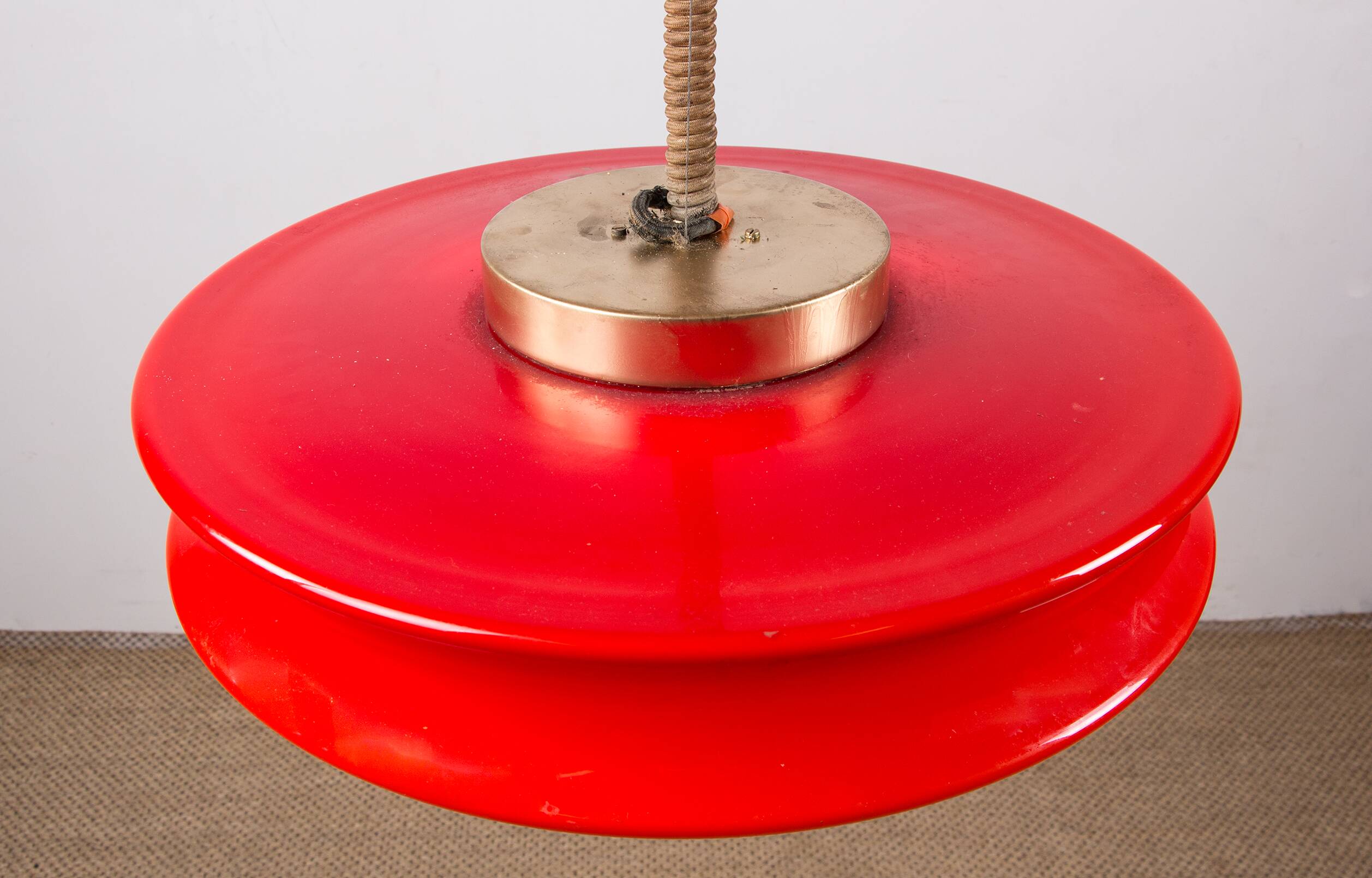 Large pendant light, adjustable in height, in glass and brass, Orion model by Schwarz and Staff Leucht