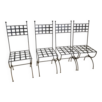 4 black wrought iron chairs for Philipine pro