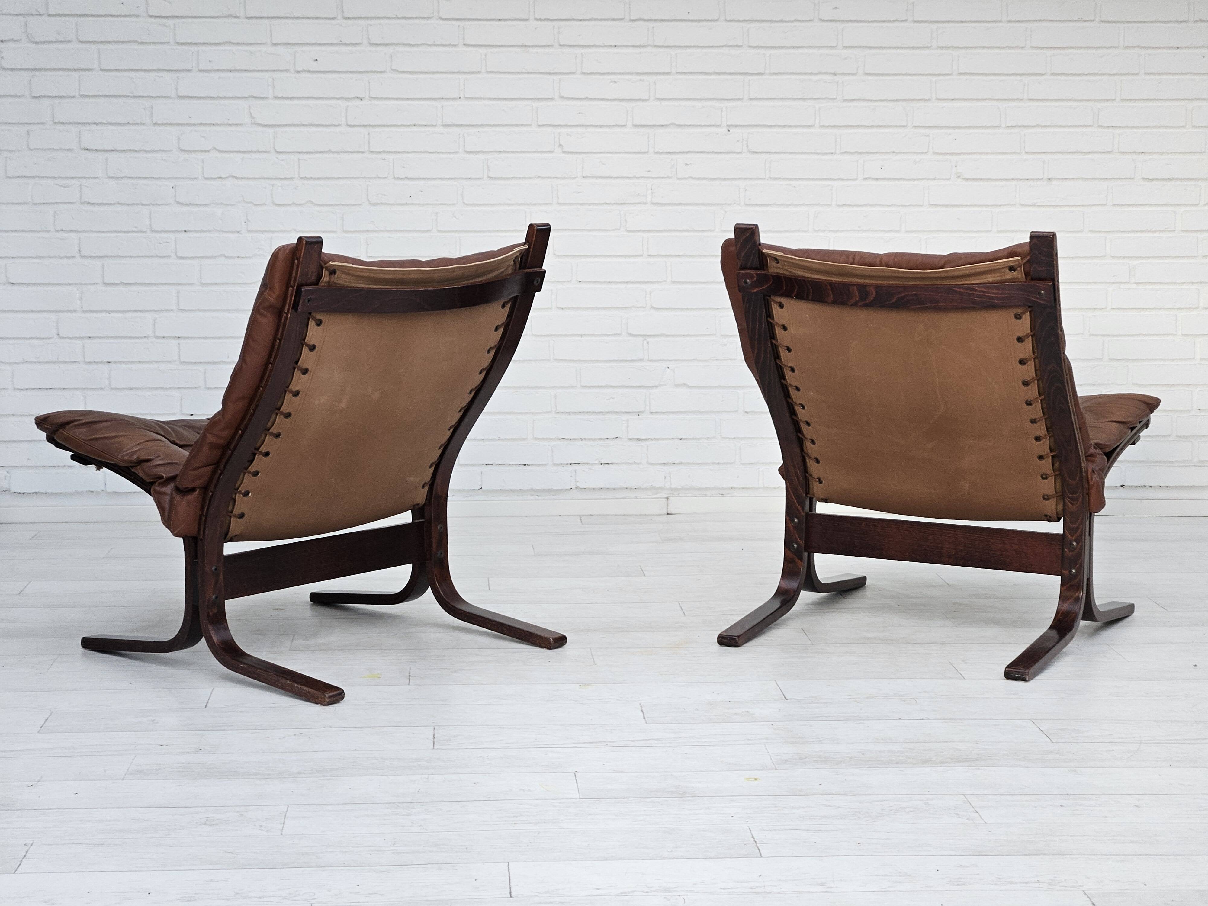 1970s, Norwegian design by Ingmar Relling, model "Siesta", pair of two chairs, original condition.
