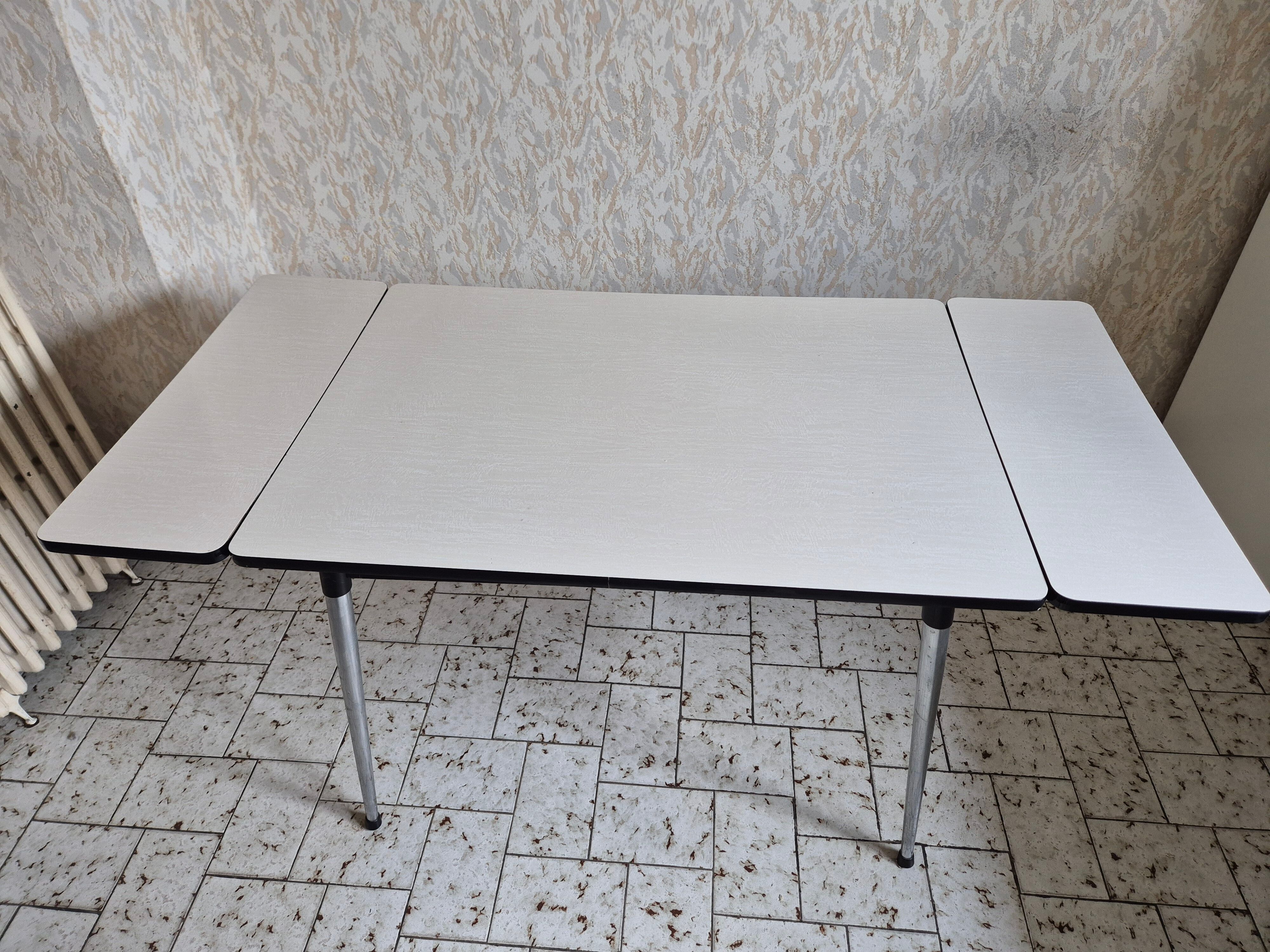 Table extensible en formica et chrome, 1950-60