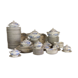 Earthenware dinner service, 155 pieces, Waring and Gillows, London