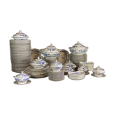 Service de table en faïence, 155 pièces, Waring and Gillows, Londres