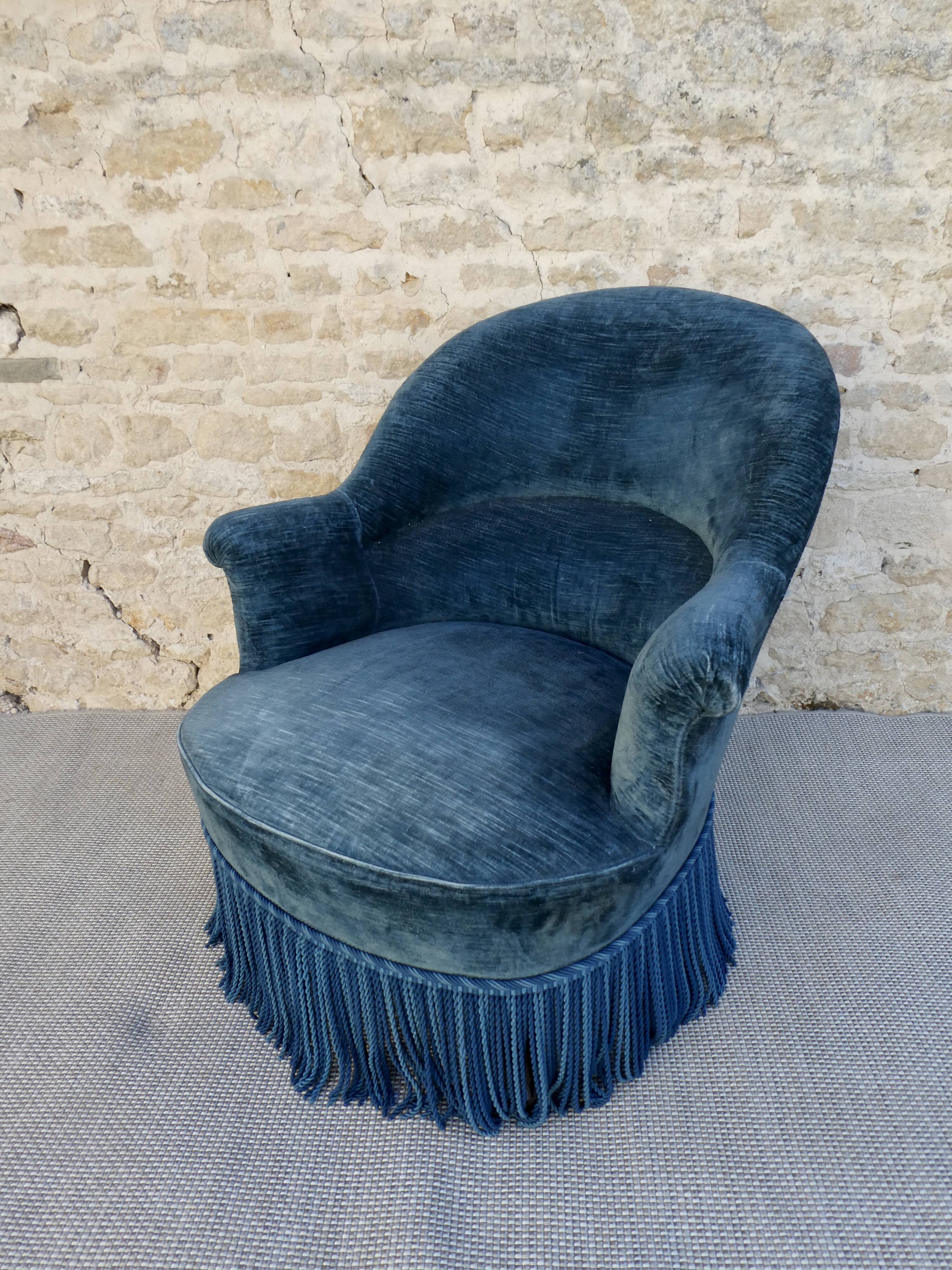 Toad armchair, blue velvet