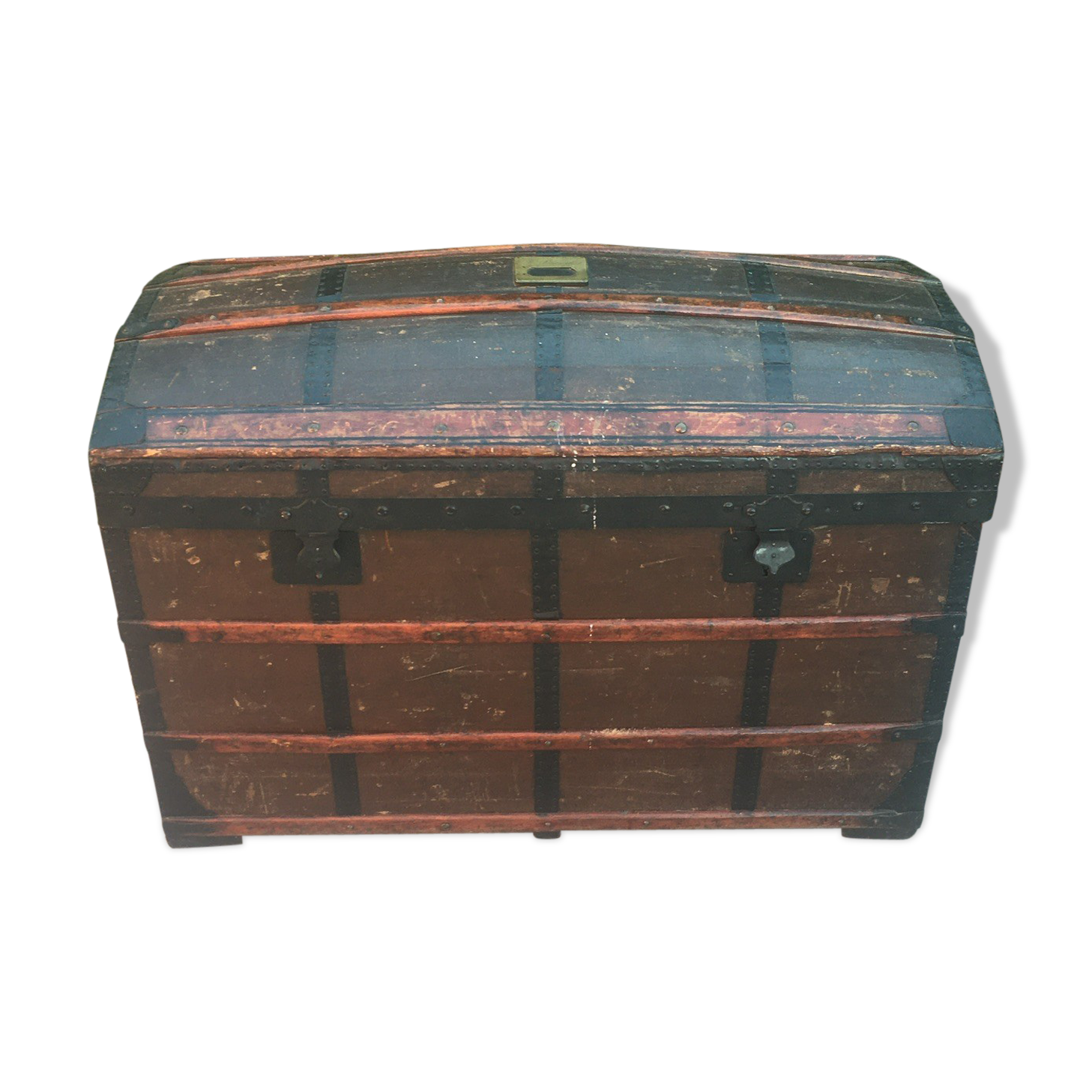 Vintage bulging trunk