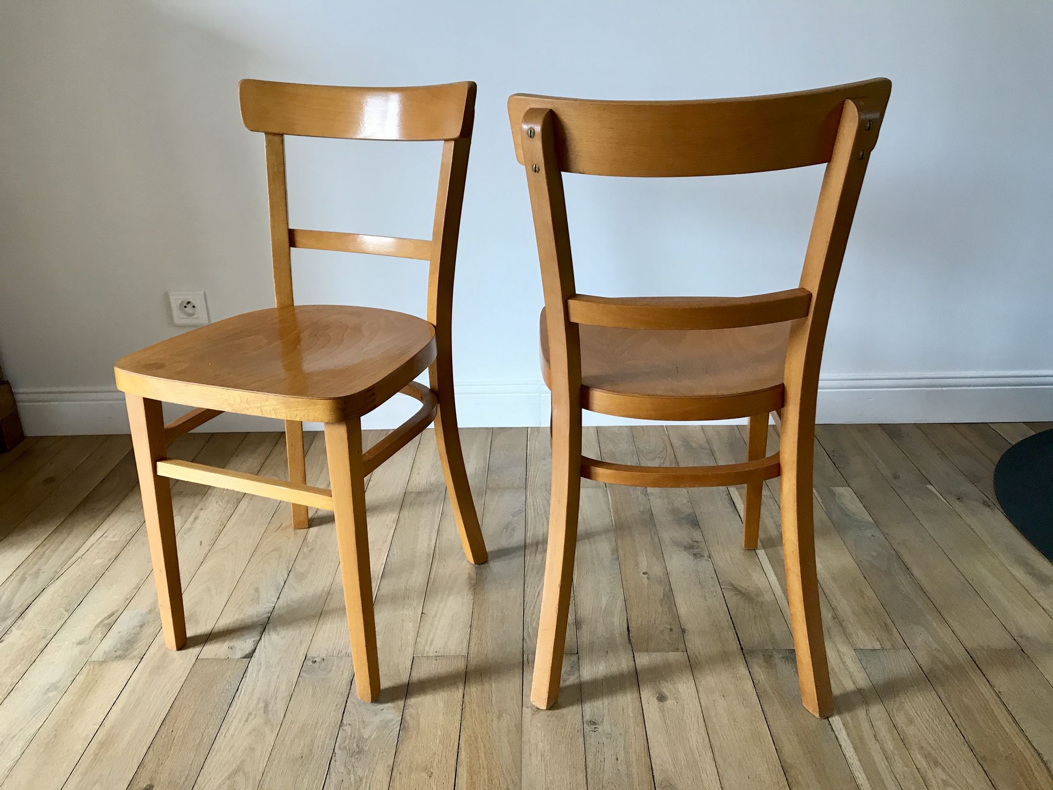 set of 4 Thonet bistro chairs in curved wood honey Mid-Century 50s