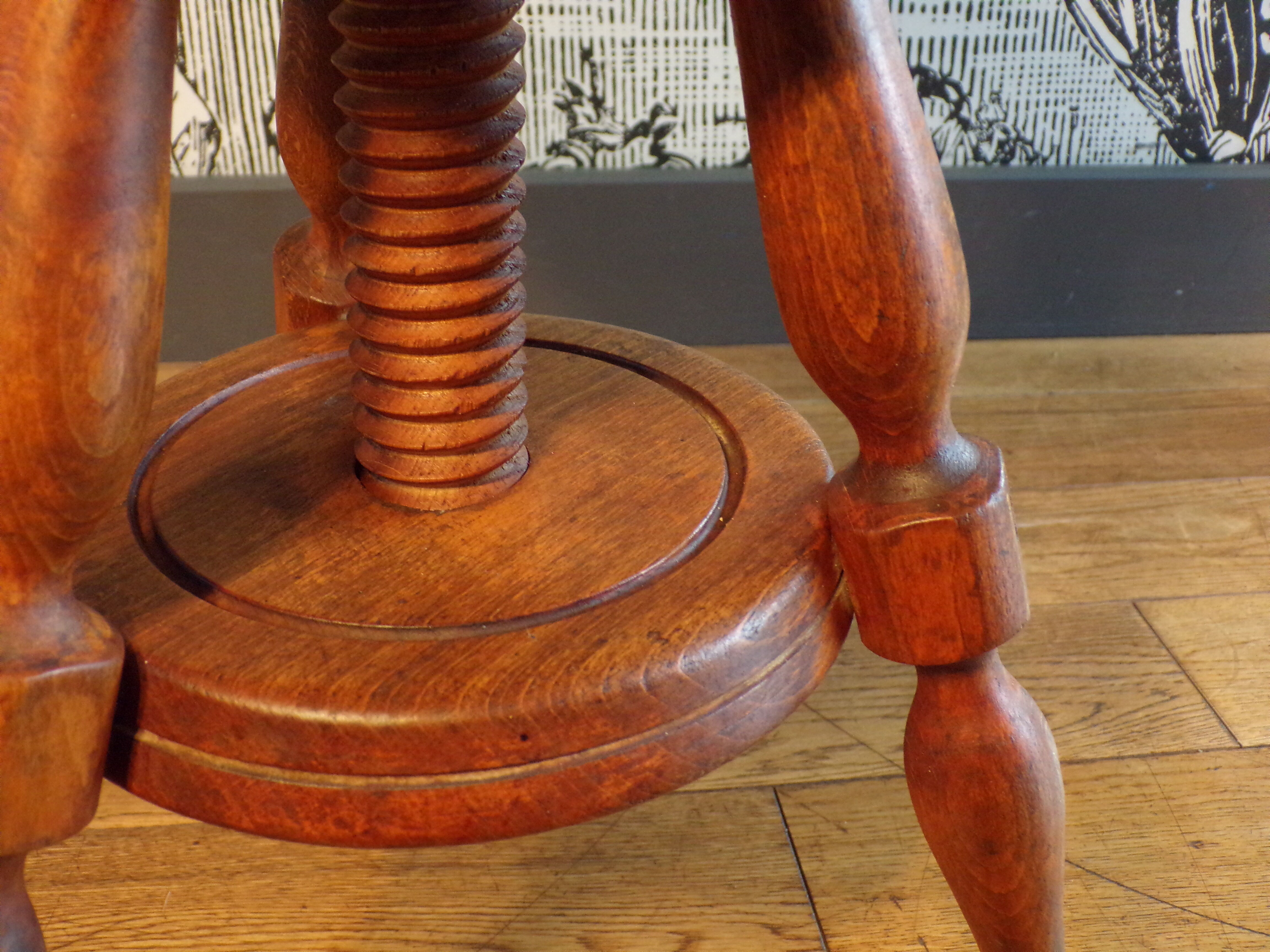 Screw watchmaker's stool 1930