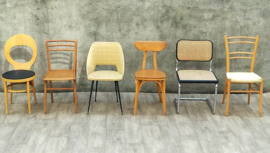 Lot de 6 chaises vintages depareillées