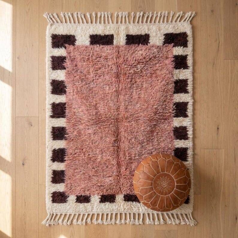 Handmade traditional natural wool rug 150/250 cm