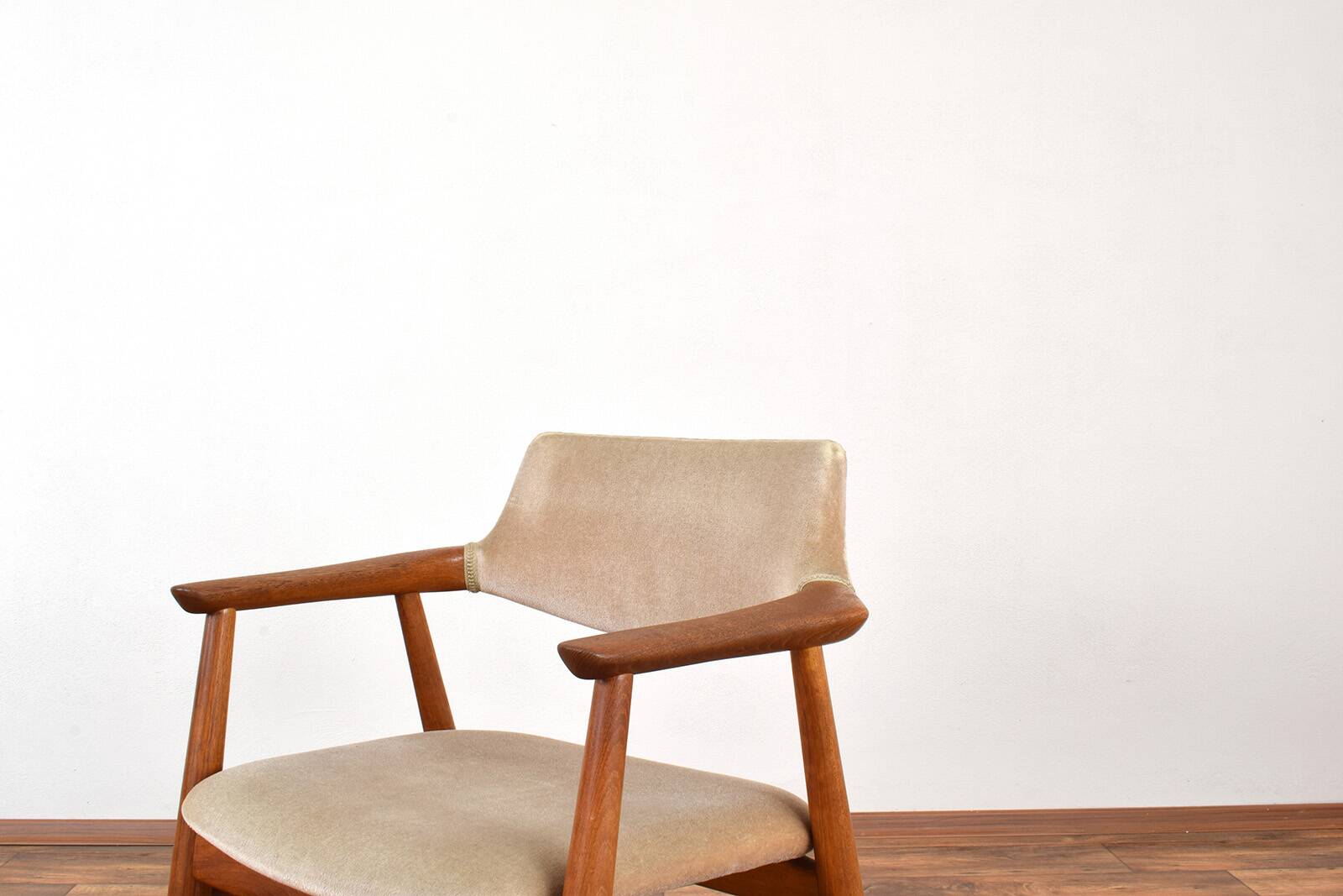 Mid-Century Danish Teak Armchair by Svend Åge Eriksen for Glostrup, 1960s.