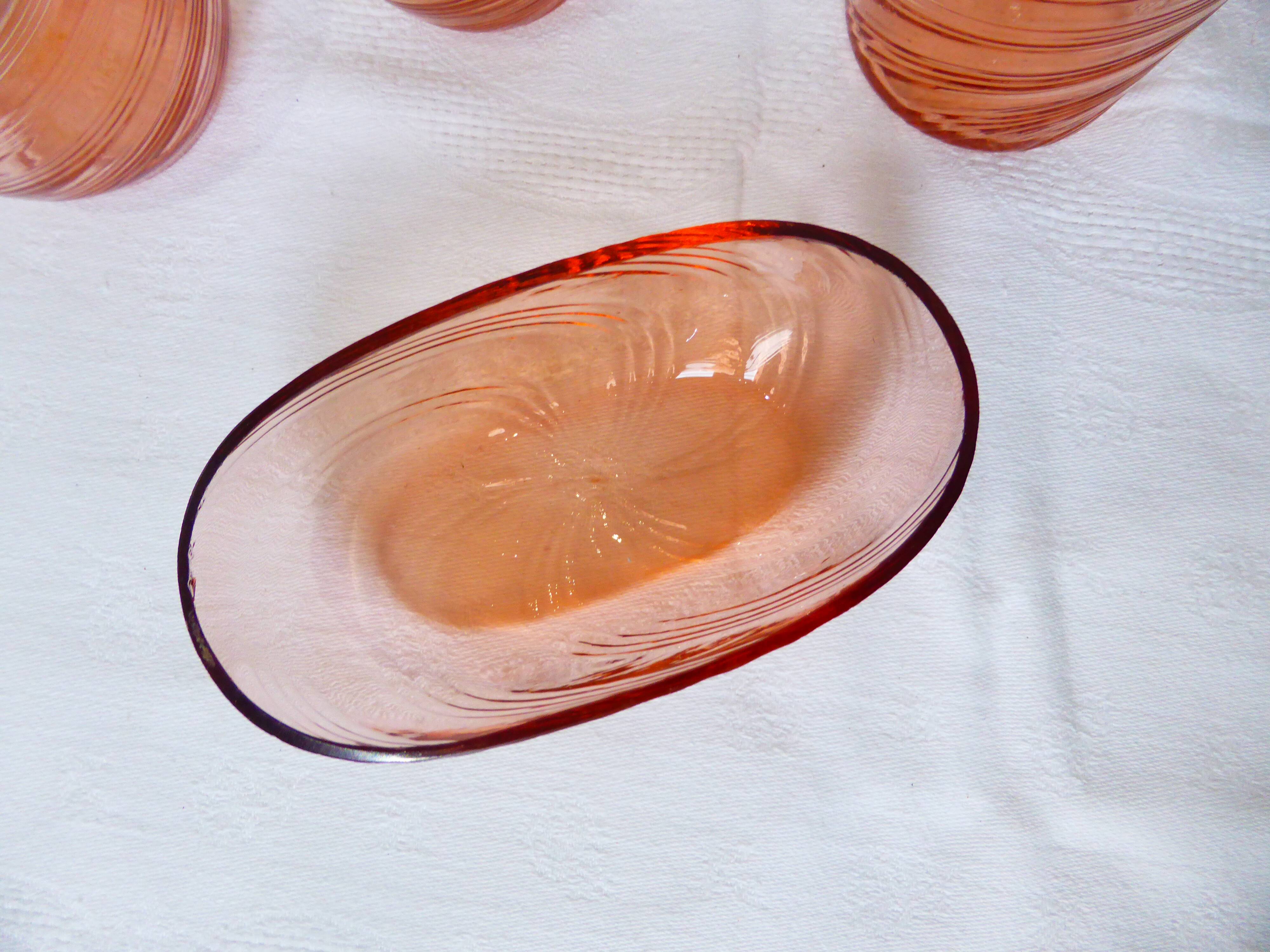 Nécessaire de toilette vintage en verre rose 201089