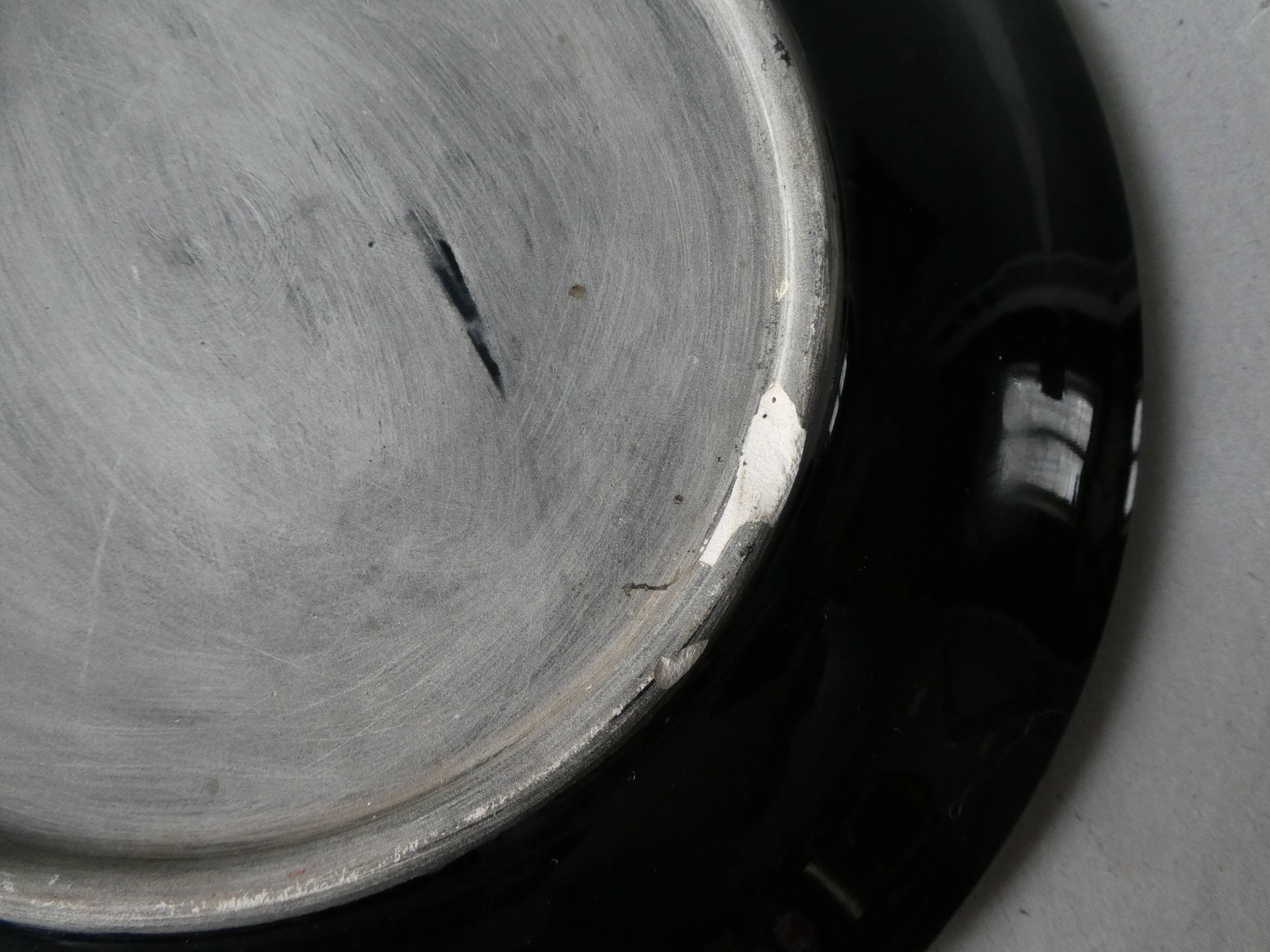 Plate in dabbling, sea decor, fish