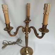 Antique 3-light table lamp in bronze in the Louis XVI style - 2 kg