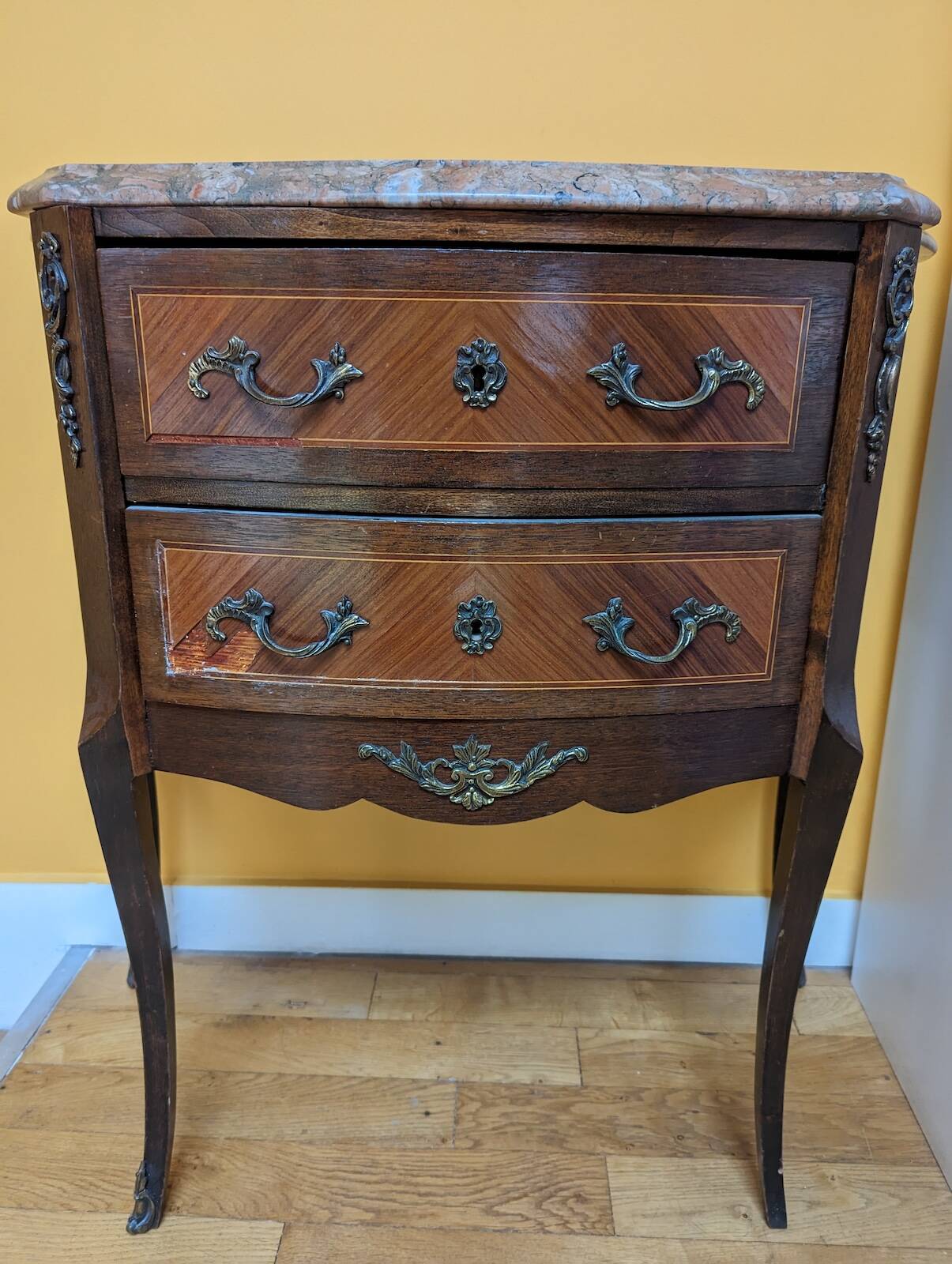 Louis XV style chest of drawers