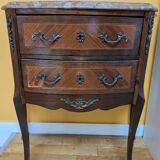 Commode style Louis XV