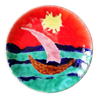 Enamelled plate ceramic creation