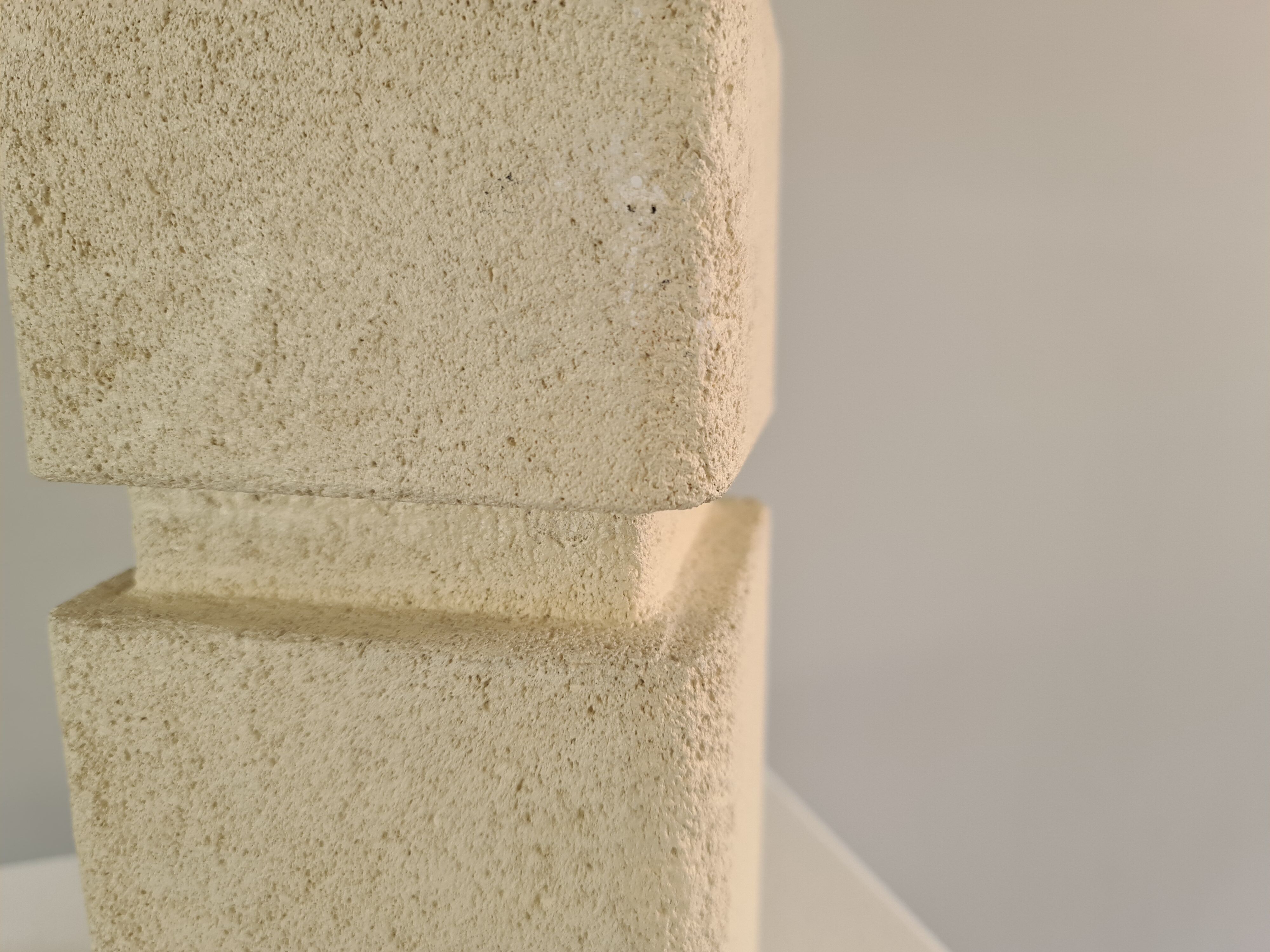 French sculpture lamp in white stone 60