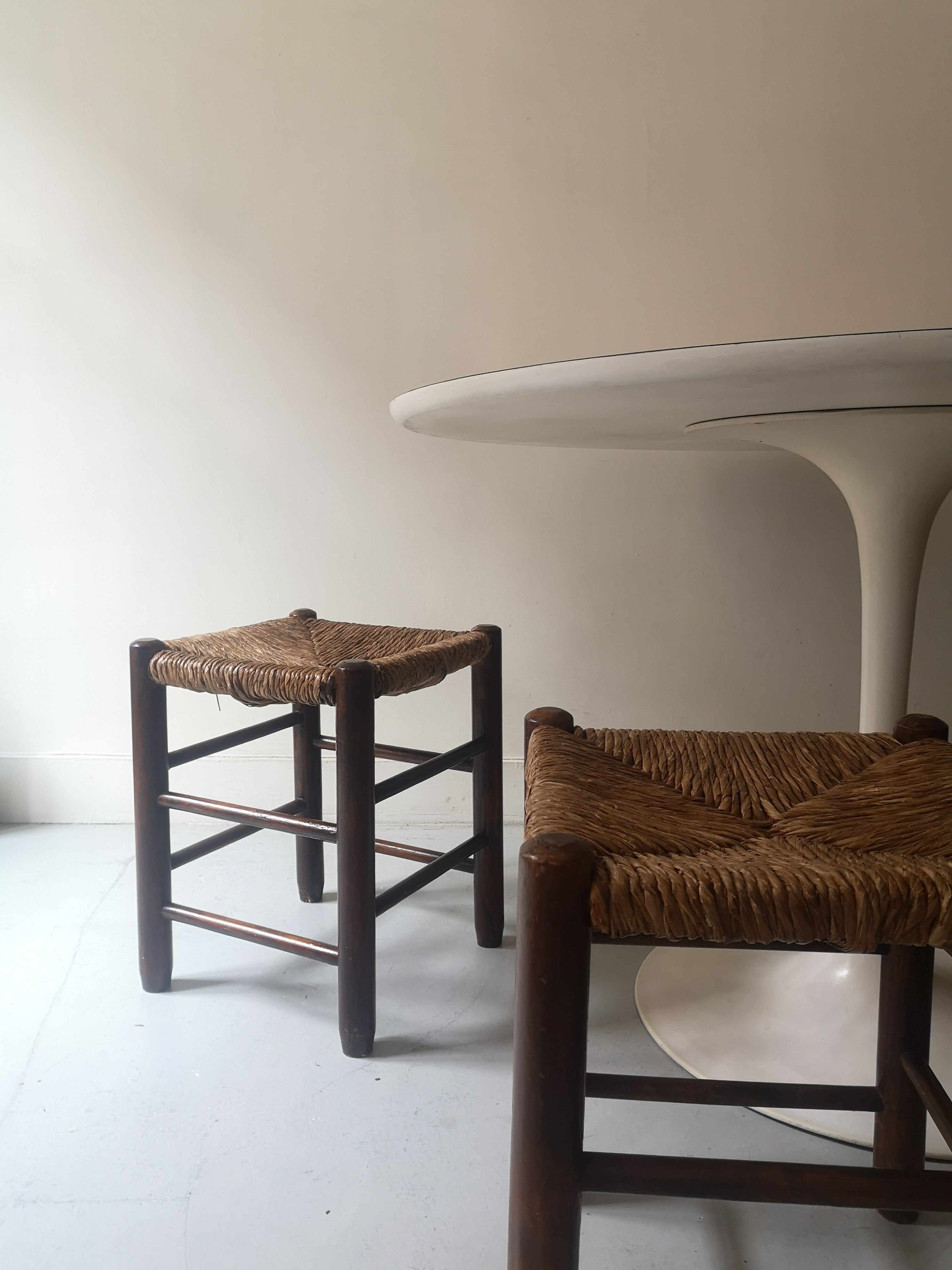 Tulip dining table by Maurice Burke for Arkana, 1970