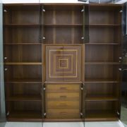 Rare meuble de bar italien marqueté "Paganini", signé Luciano Frigerio, années 1975
