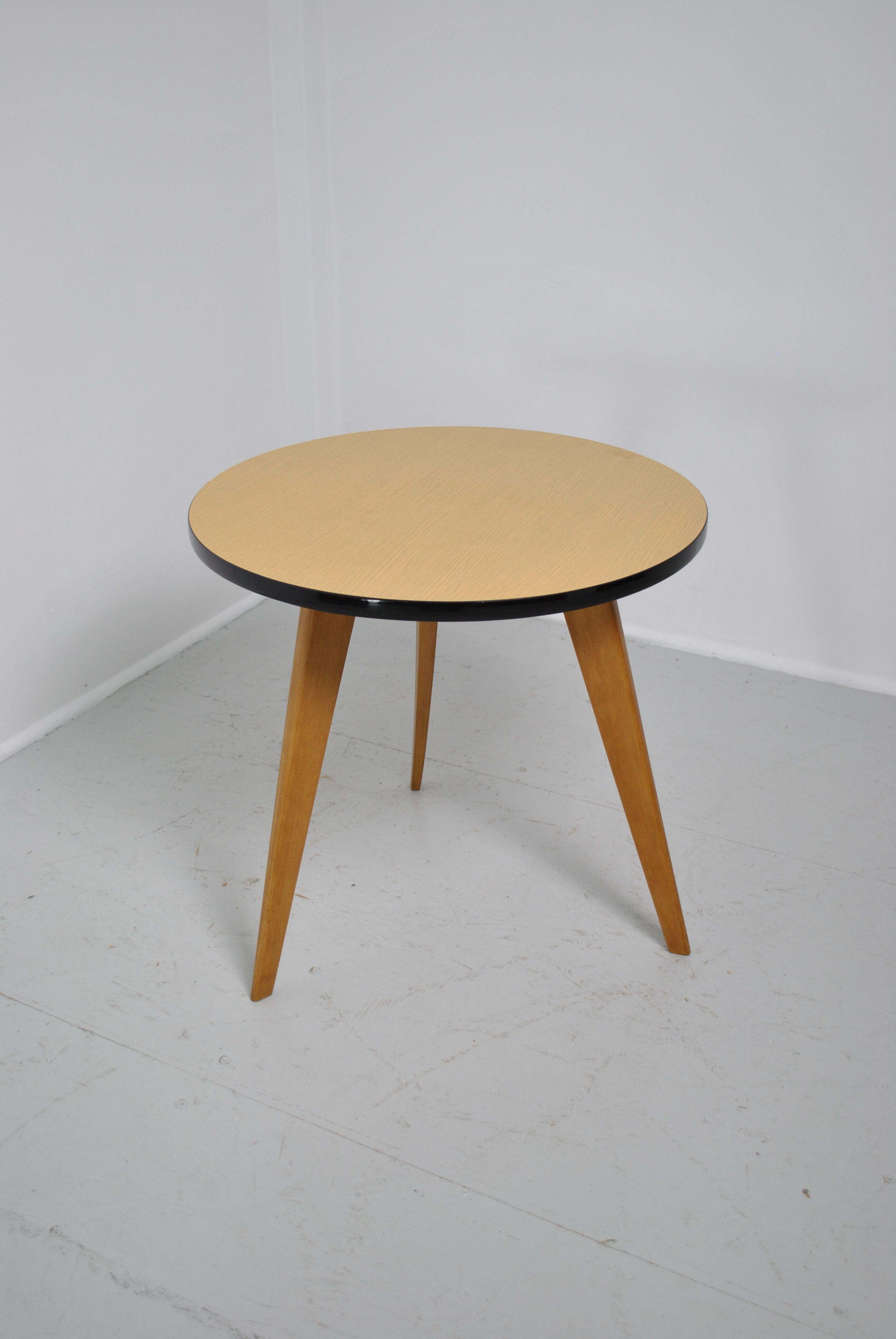 Tripod coffee table 1960