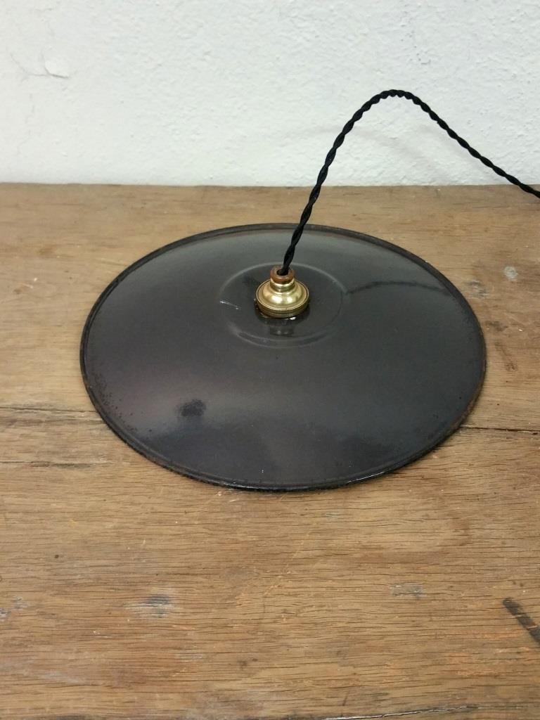 Hanging lamp in black enamelled plate
