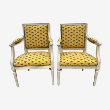 Paire de fauteuils de style Louis XVI