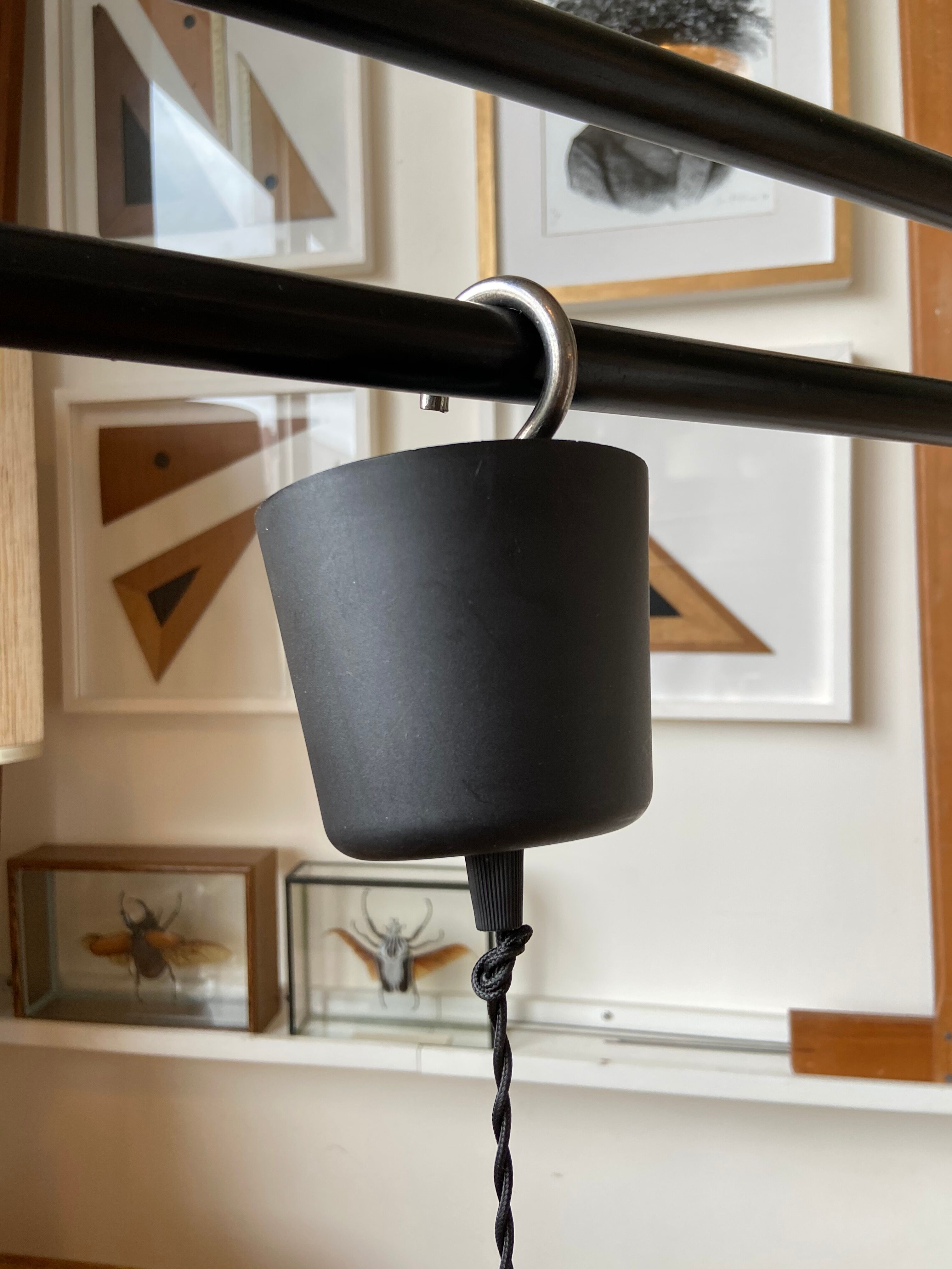 Suspension industrielle en tôle émaillée