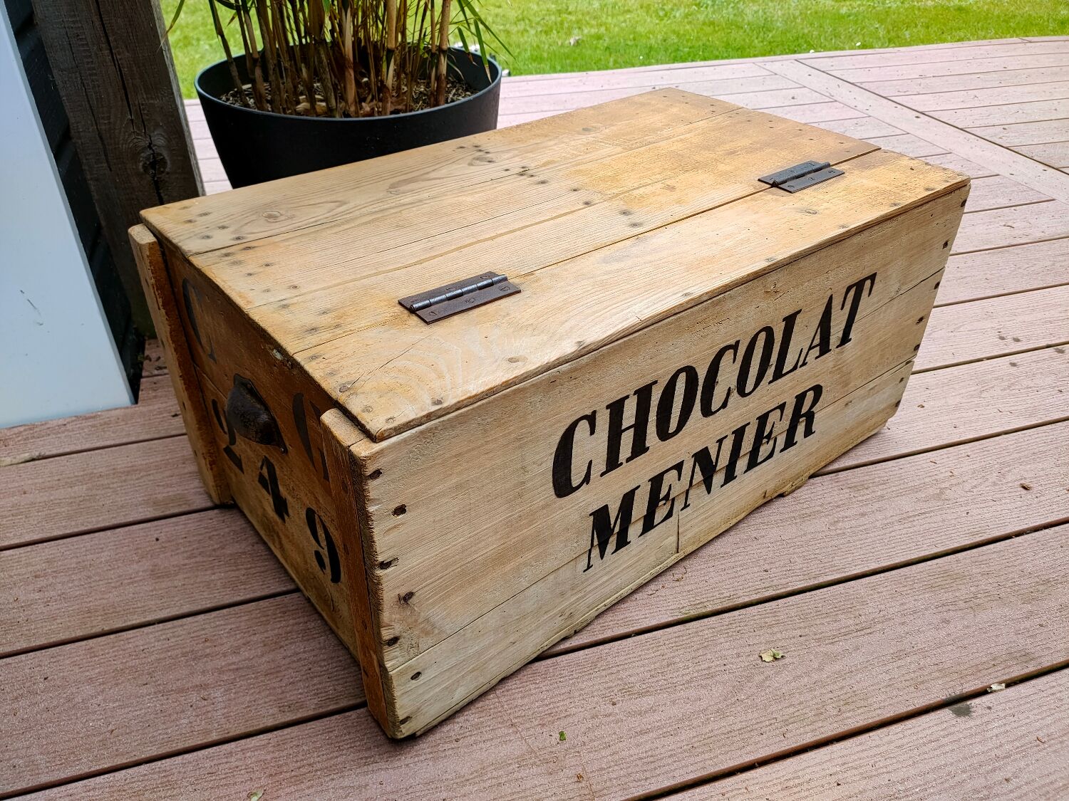 Former Chocolat Menier advertising wooden box