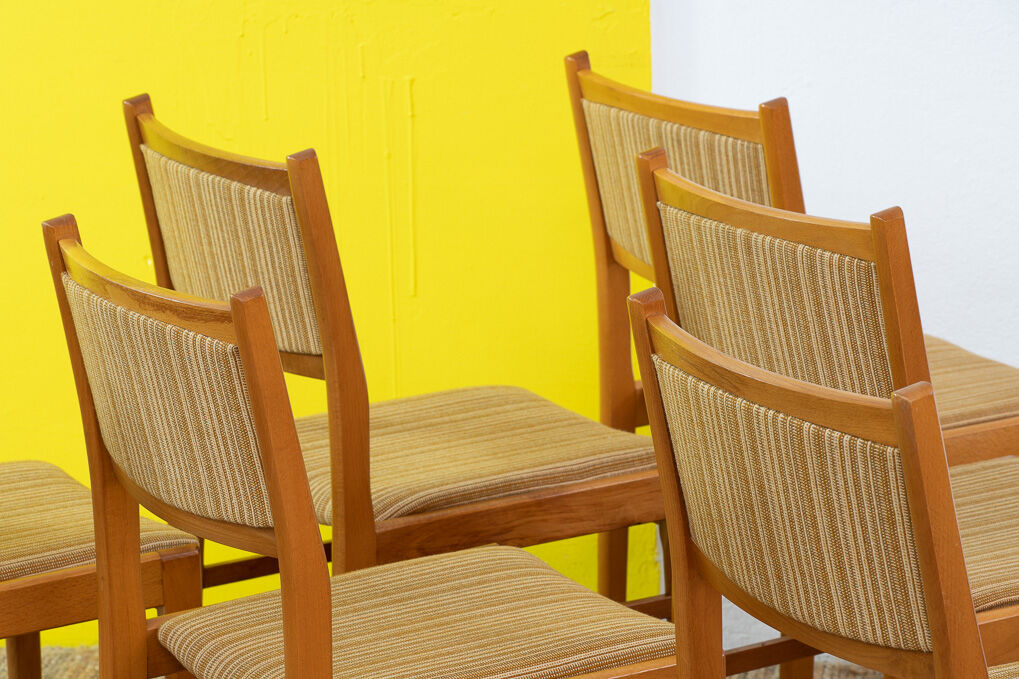 Scandinavian chairs 45 cm