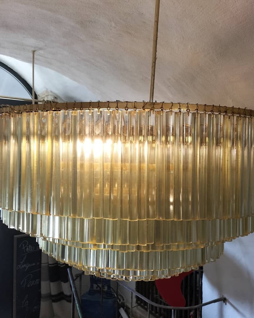 Magnificent Venini chandelier made in the 60s in Murano