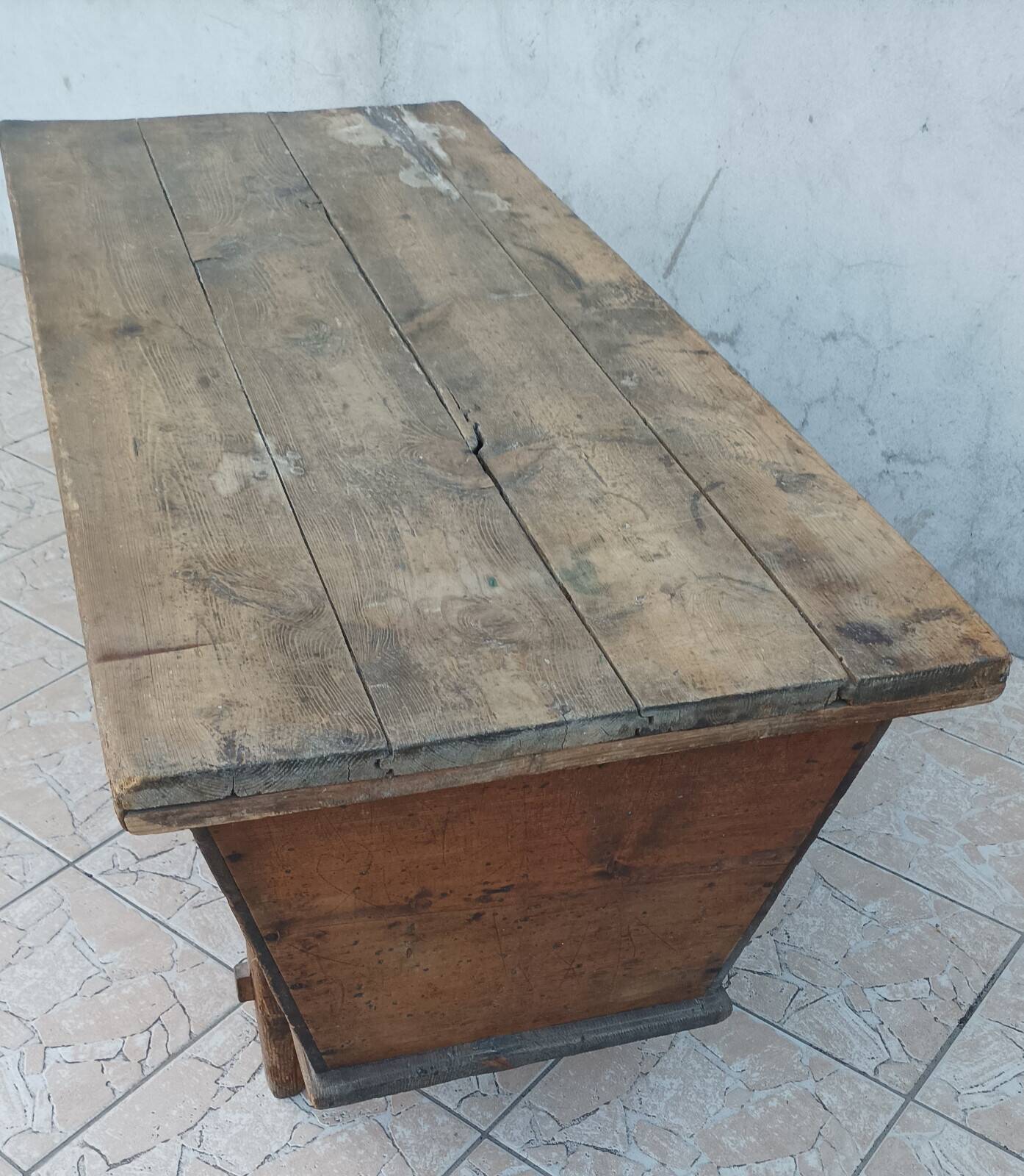 19th-century pine dough mixer