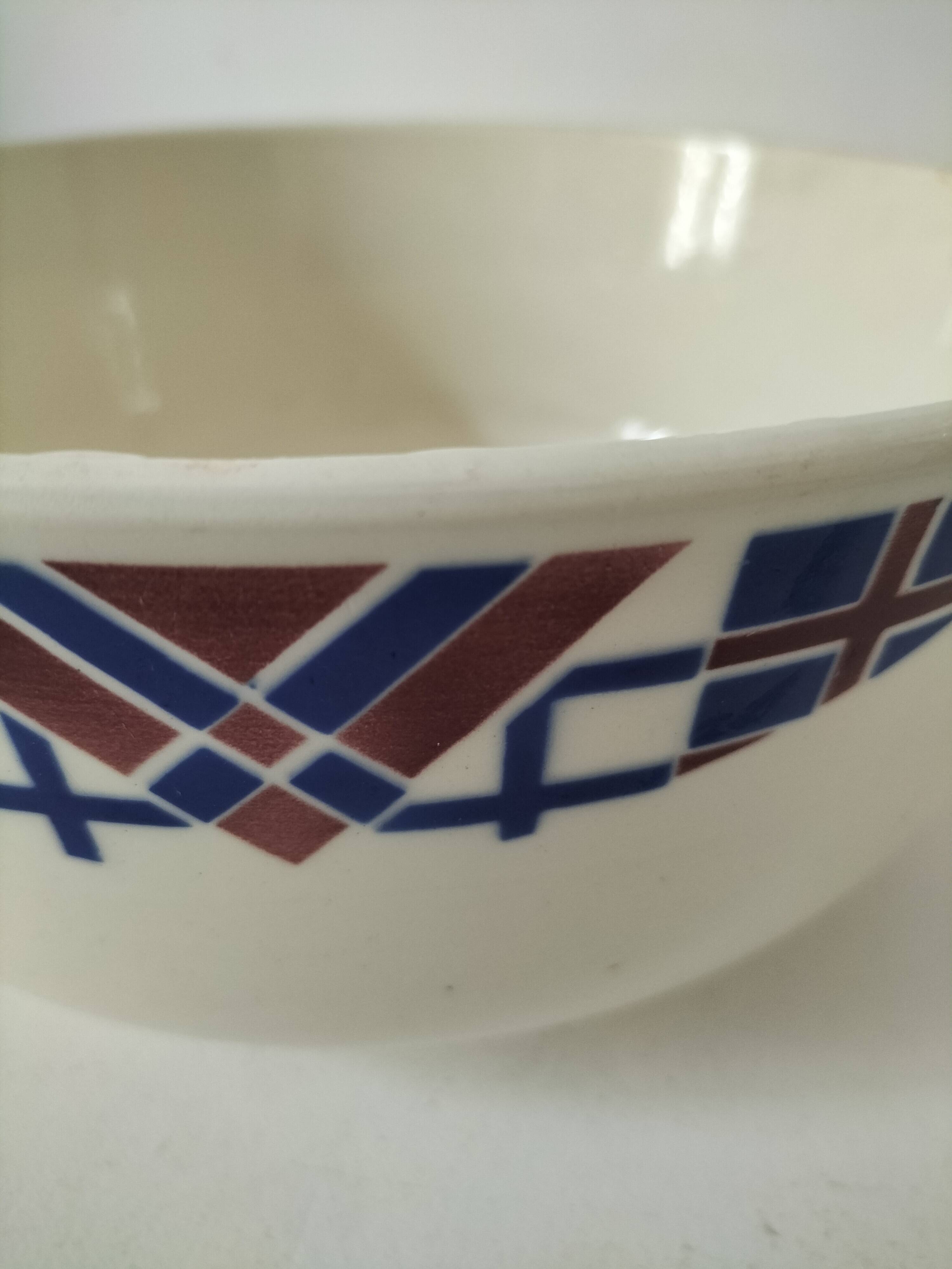 K & G Lunéville plate model Hossegor geometric design