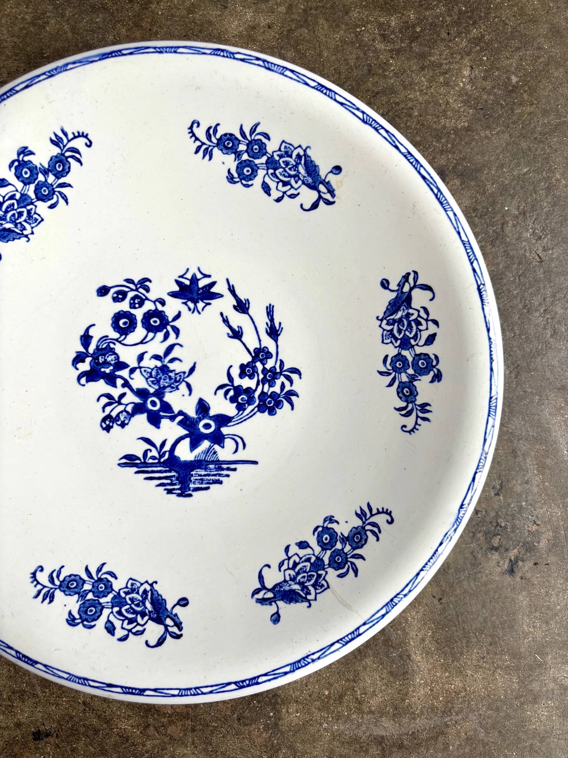 St Amand round hollow dish in blue earthenware