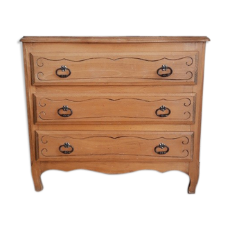 Ancient dresser