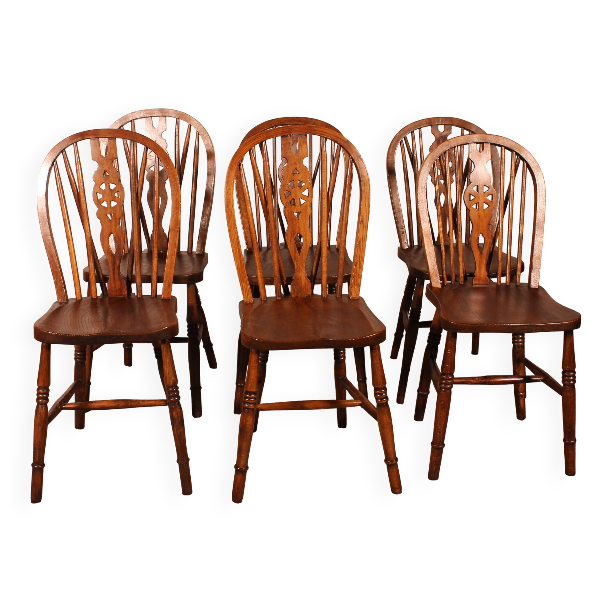 Set of 6 19th Century Windsor Wheelback Chairs