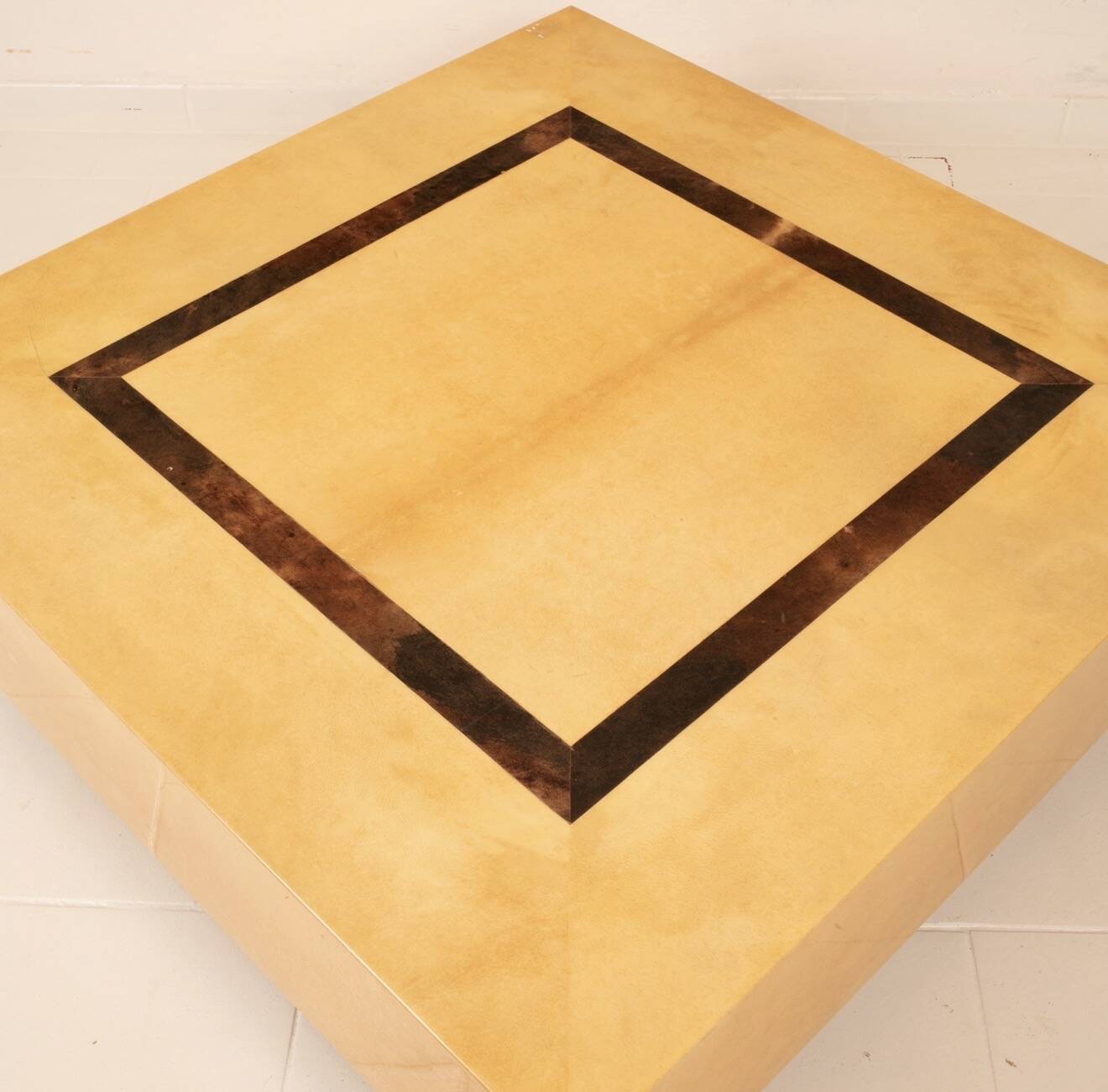 Table basse nucci valsecchi pour tura milano 1970 mod 3000d