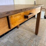 Farm table