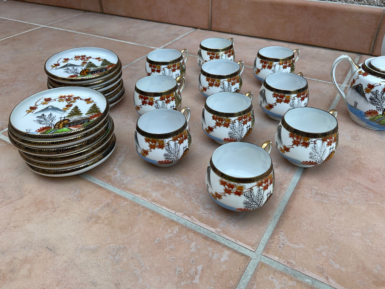 Hayasi Kutani tea set