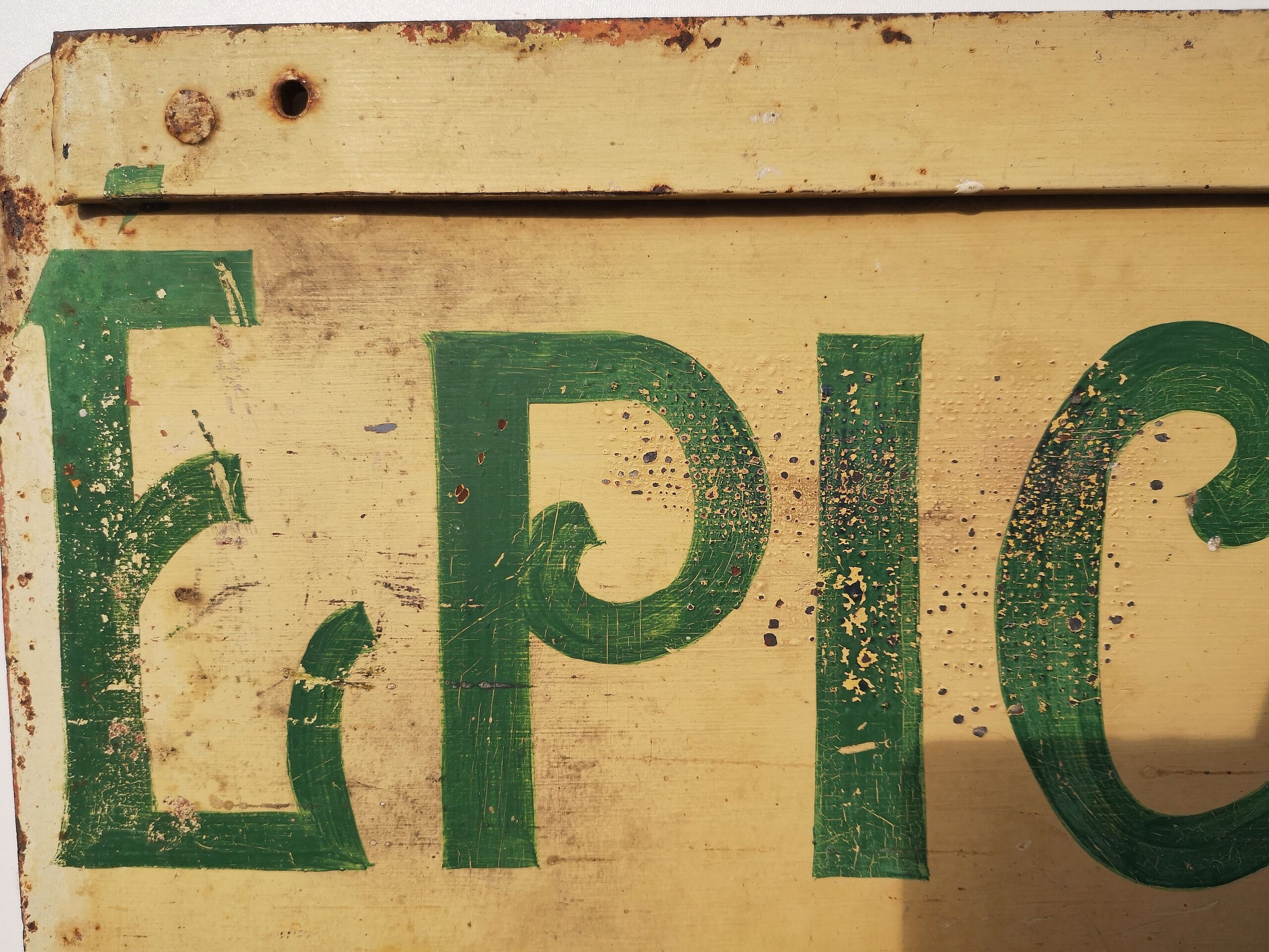 Former grocery store